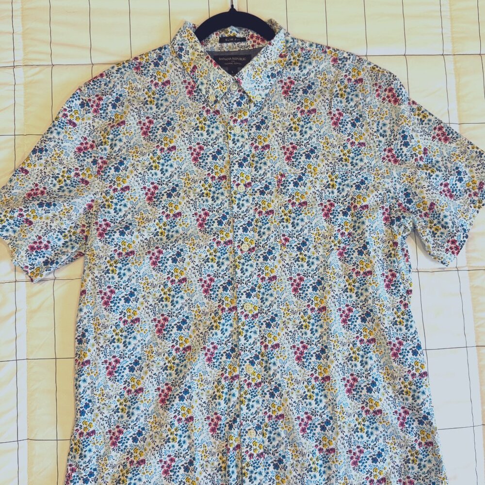 Banana Republic Button Down Tee